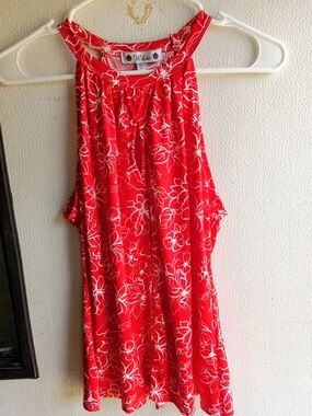 Wilde Women's Red Floral Halter Tank Top